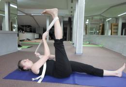 Stretching - ideal figure and confidence